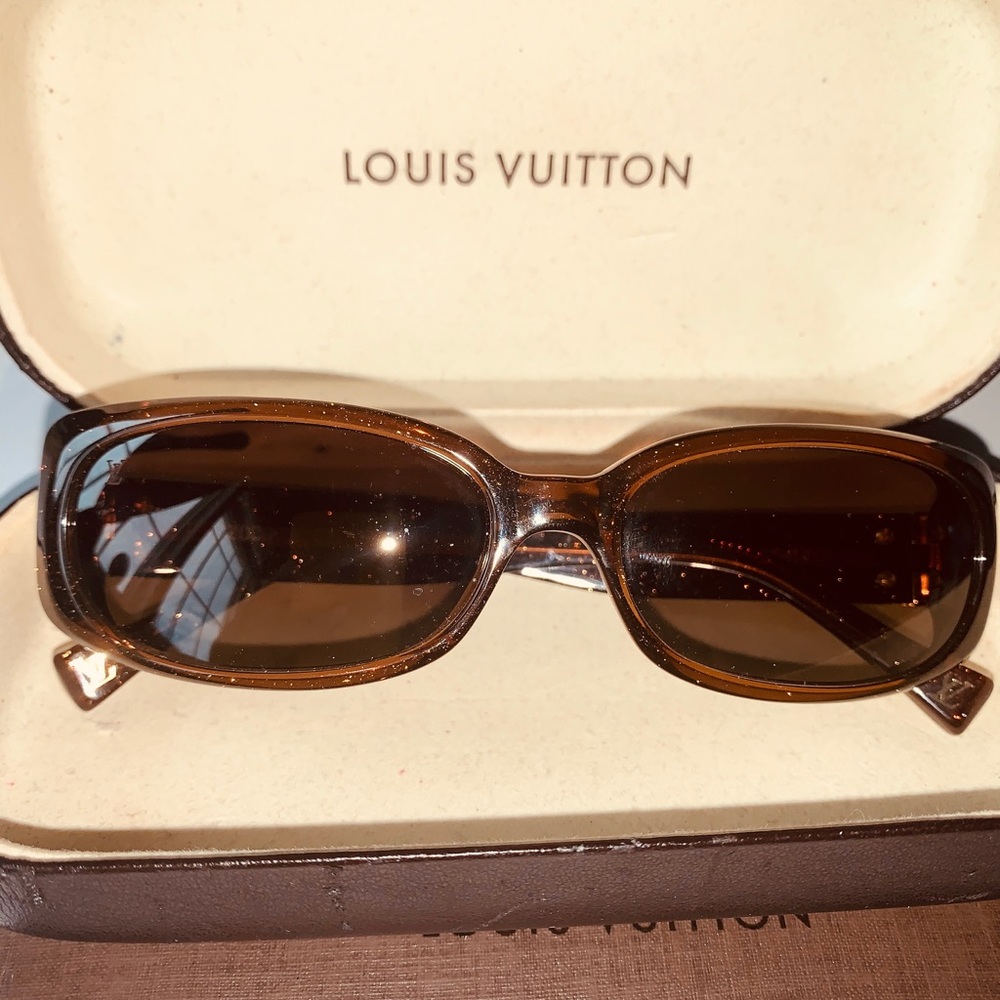 💥Vintage Louis Vuitton Sunglasses💥 - Picture 2 of 8